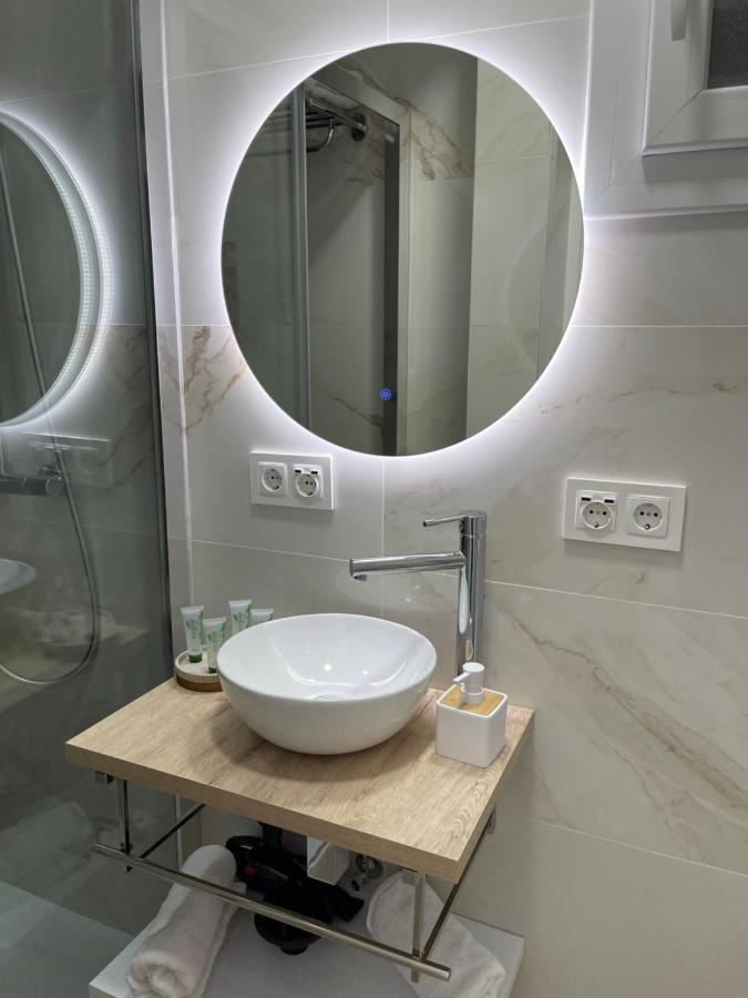 Suara Loft Apartamentos Madrid Luaran gambar