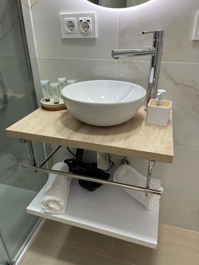 Suara Loft Apartamentos Madrid Luaran gambar